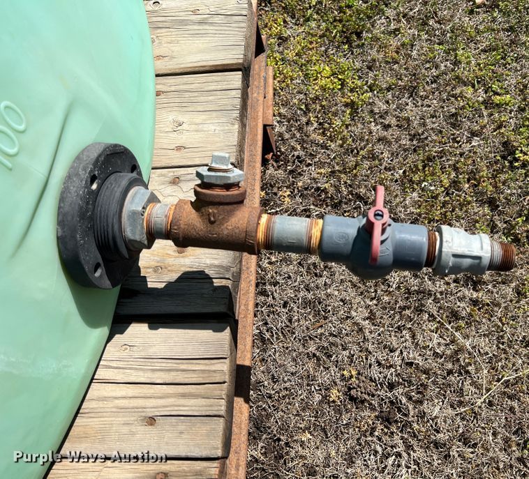 image for item JQ9034 (2) poly tanks