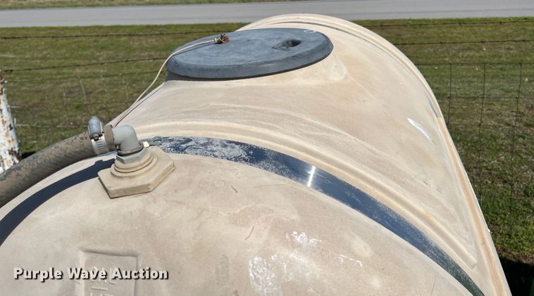 image for item JQ9034 (2) poly tanks