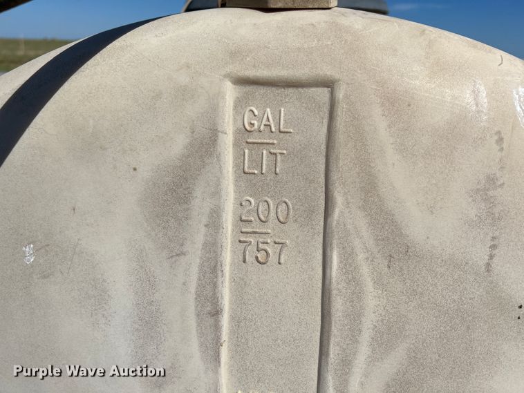 image for item JQ9034 (2) poly tanks