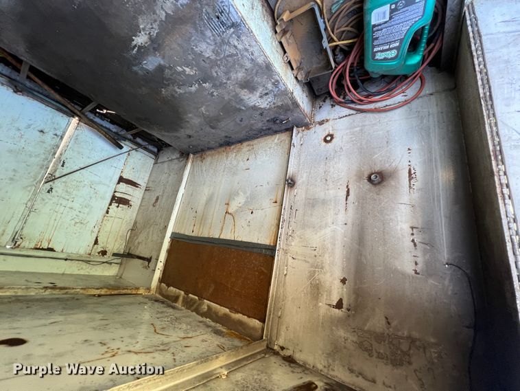 image for item JQ9035 Box bed