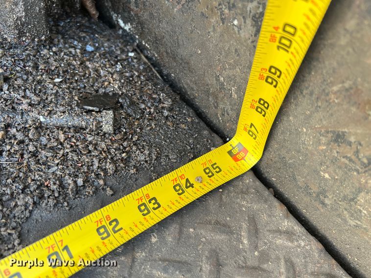 image for item JQ9036 Utility bed