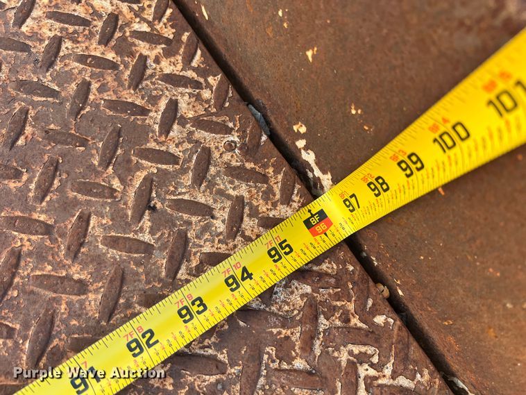 image for item JQ9037 Utility bed