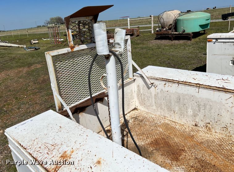 image for item JQ9037 Utility bed