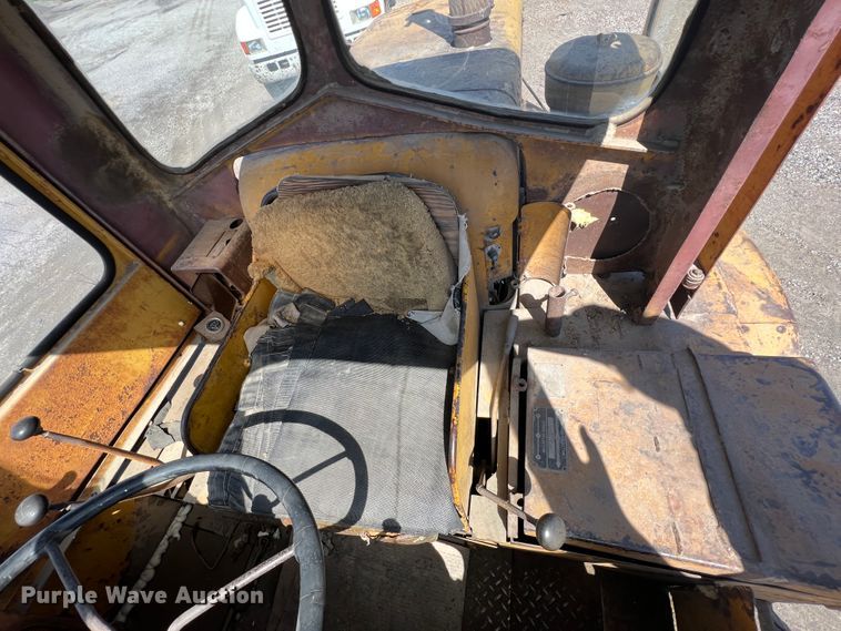 image for item JQ9039 1961 Caterpillar M944A  wheel loader