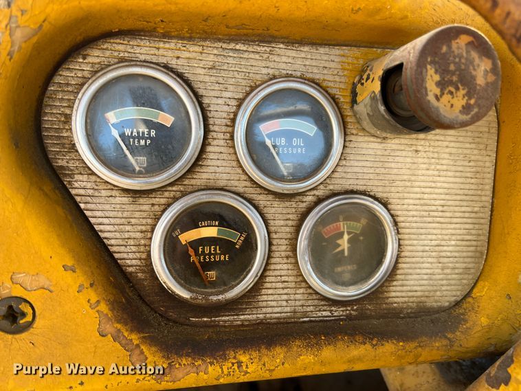 image for item JQ9039 1961 Caterpillar M944A  wheel loader