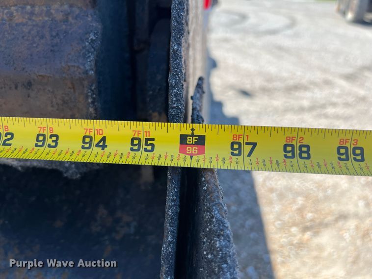 image for item JQ9041 1995 International 4900  dump truck