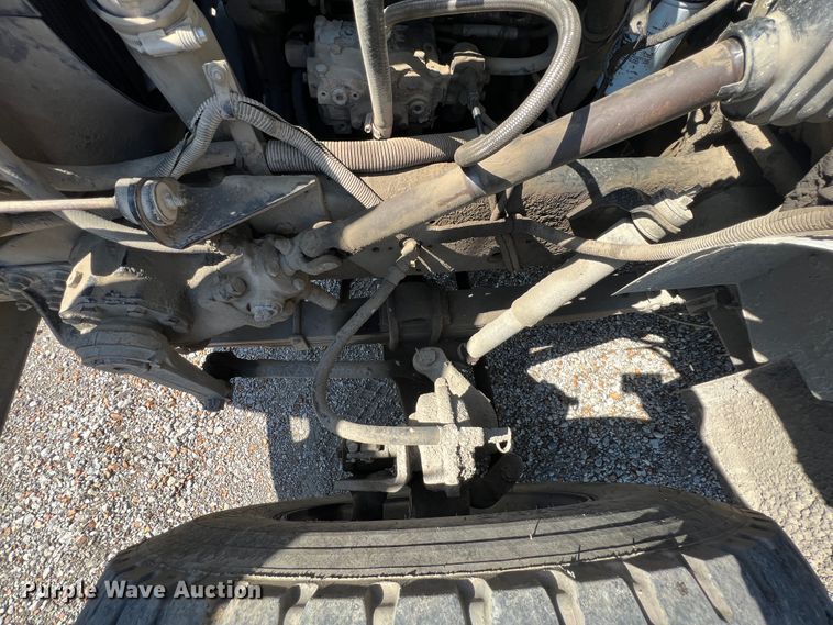 image for item JQ9041 1995 International 4900  dump truck