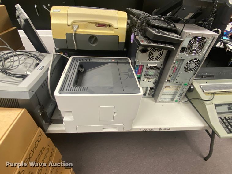 image for item JU9174 Office equipment