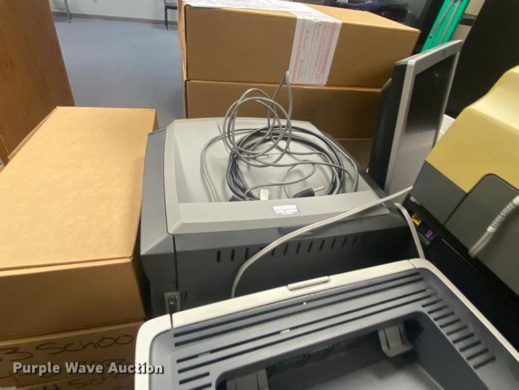 image for item JU9174 Office equipment