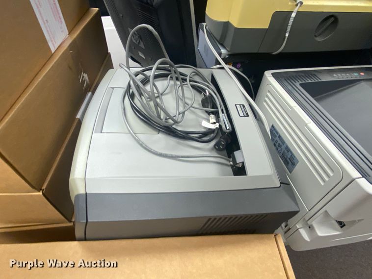image for item JU9174 Office equipment