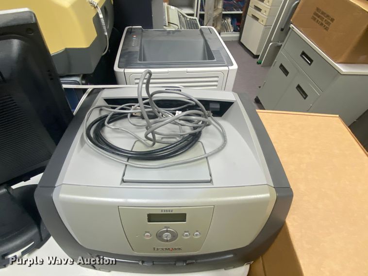 image for item JU9174 Office equipment