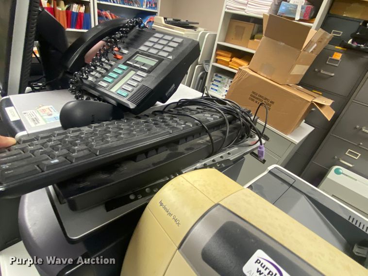 image for item JU9174 Office equipment