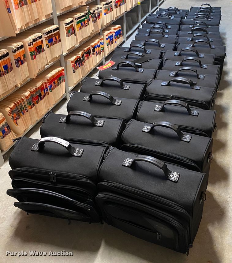 image for item JU9176 (32) computer cases
