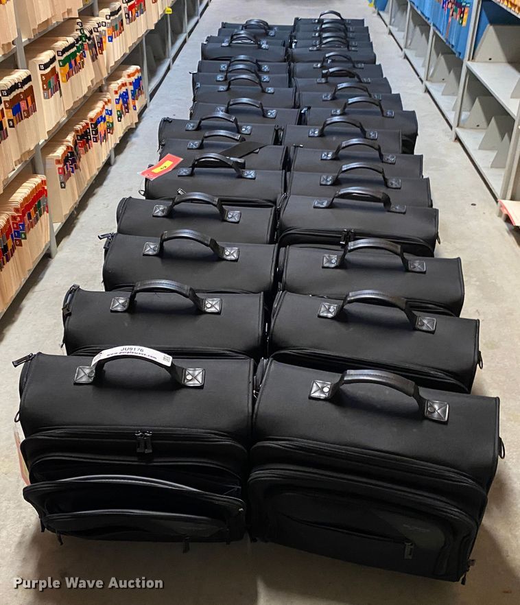 image for item JU9176 (32) computer cases