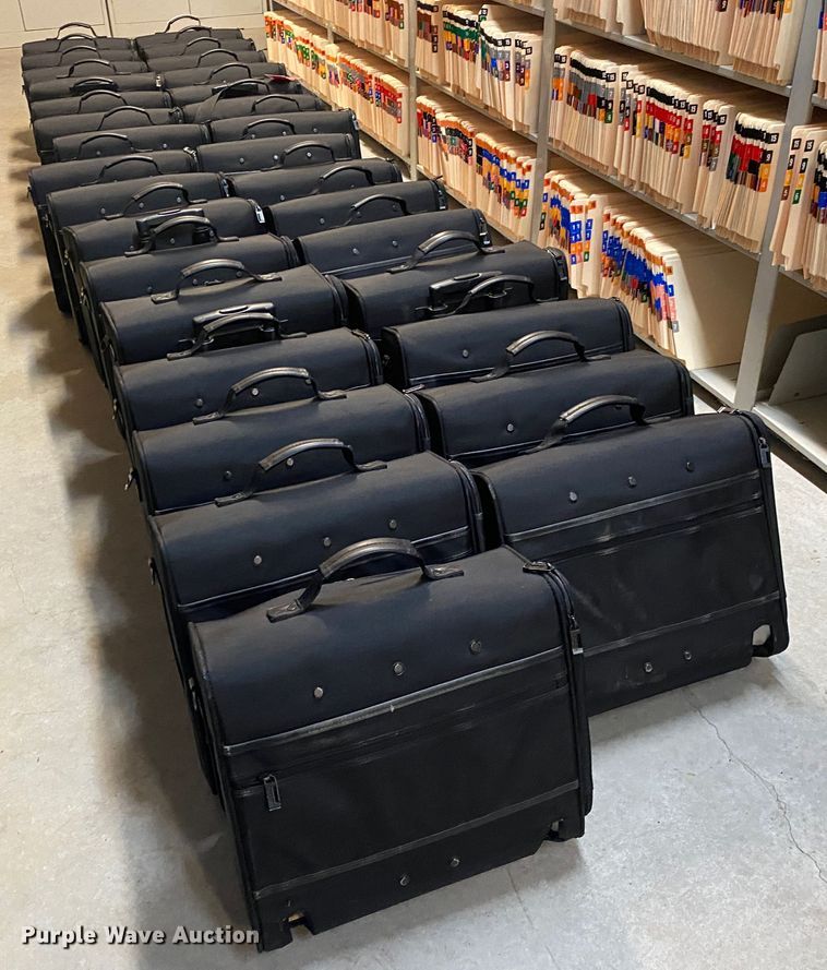 image for item JU9176 (32) computer cases