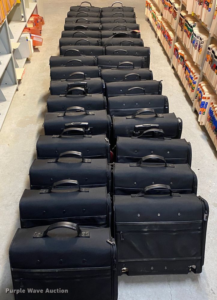 image for item JU9176 (32) computer cases
