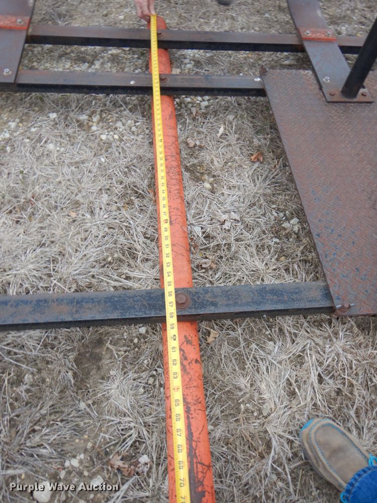 image for item KE9042 (2) football sleds