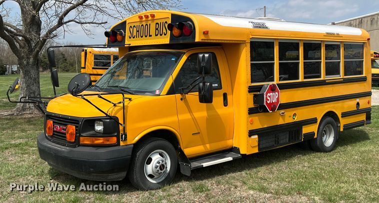 image for item KG9865 2012 GMC Savana  school bus