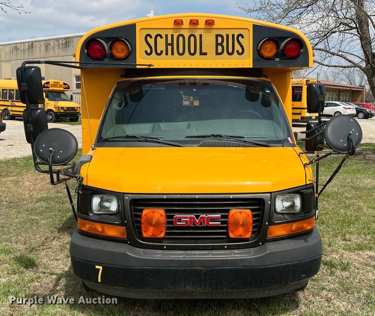 image for item KG9865 2012 GMC Savana  school bus