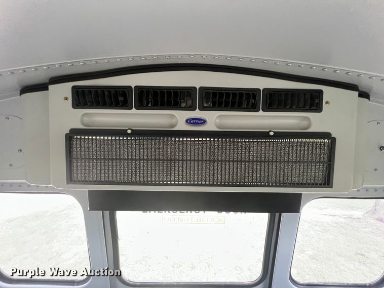 image for item KG9865 2012 GMC Savana  school bus