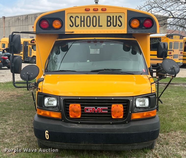 image for item KG9866 2012 GMC Savana  school bus