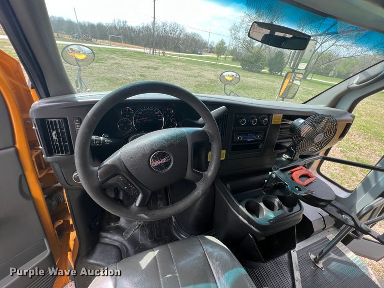 image for item KG9866 2012 GMC Savana  school bus