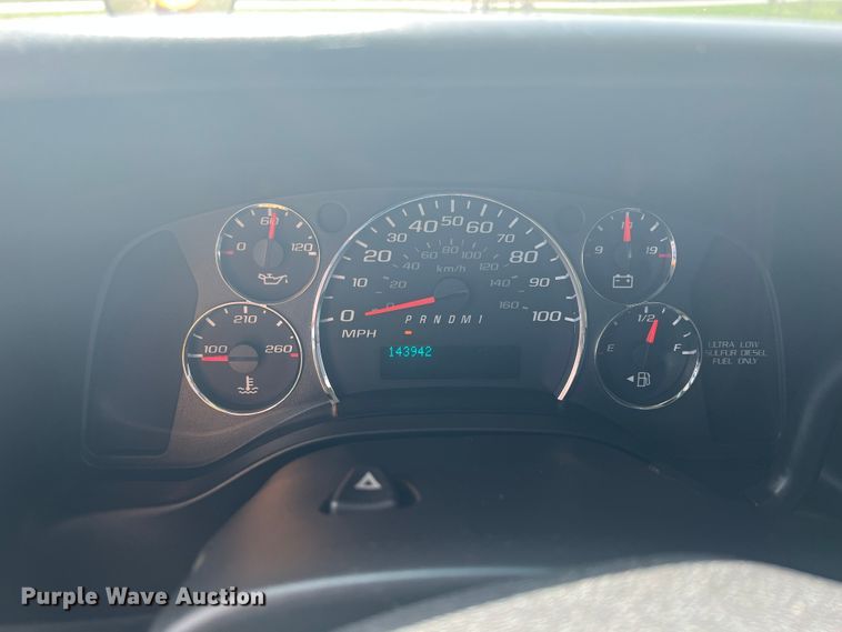 image for item KG9866 2012 GMC Savana  school bus