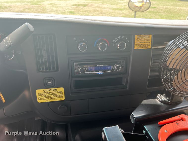 image for item KG9866 2012 GMC Savana  school bus