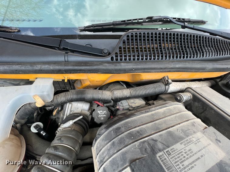 image for item KG9866 2012 GMC Savana  school bus