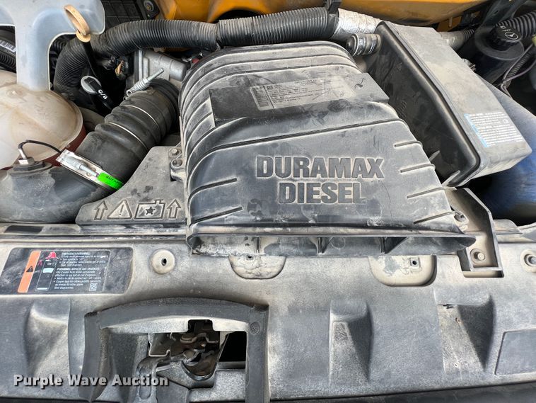 image for item KG9866 2012 GMC Savana  school bus