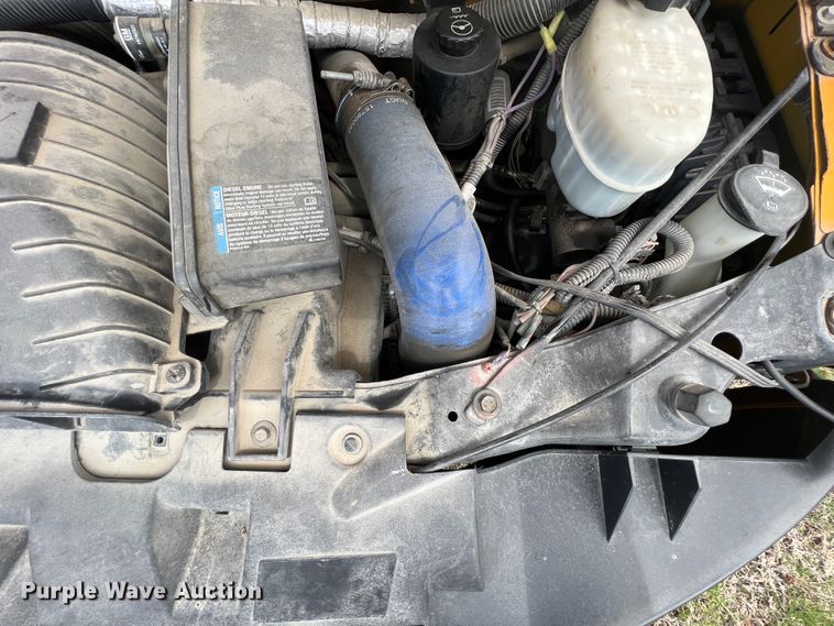 image for item KG9866 2012 GMC Savana  school bus