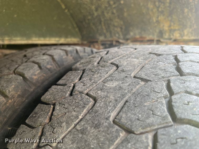 image for item KG9866 2012 GMC Savana  school bus