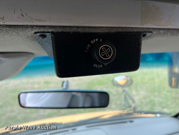 image for item KG9867 2005 Ford E450  school bus