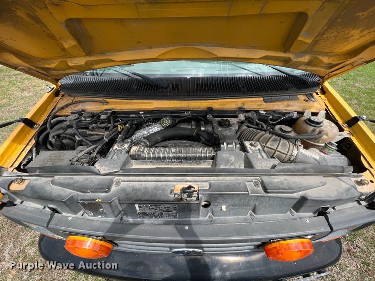 image for item KG9867 2005 Ford E450  school bus