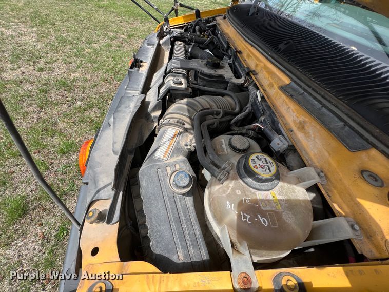 image for item KG9867 2005 Ford E450  school bus