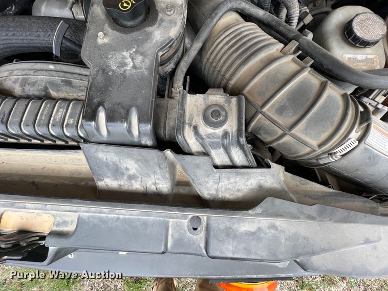 image for item KG9867 2005 Ford E450  school bus