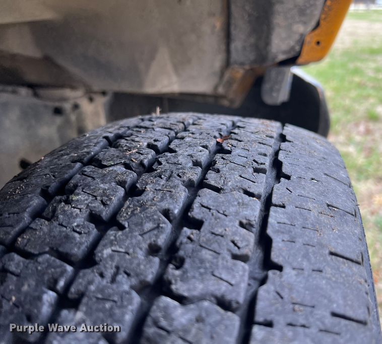 image for item KG9867 2005 Ford E450  school bus