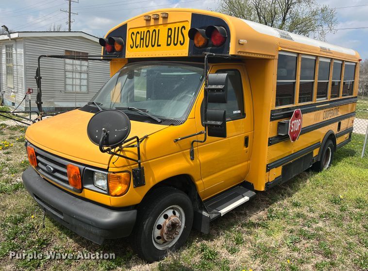image for item KG9868 2007 Ford E450  school bus