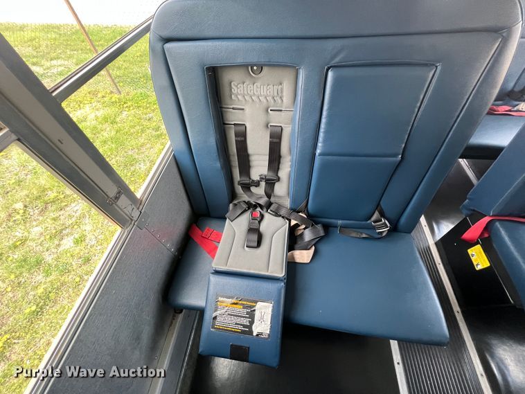 image for item KG9868 2007 Ford E450  school bus