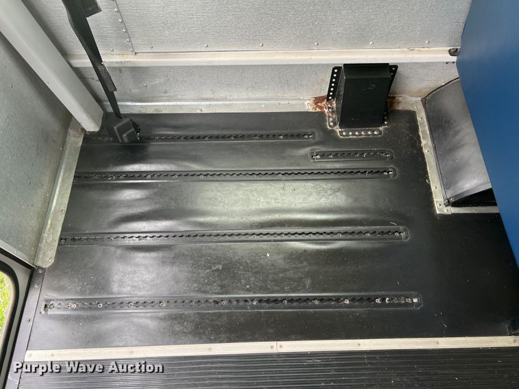 image for item KG9868 2007 Ford E450  school bus