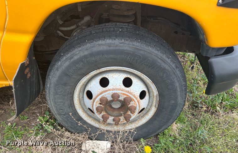 image for item KG9868 2007 Ford E450  school bus