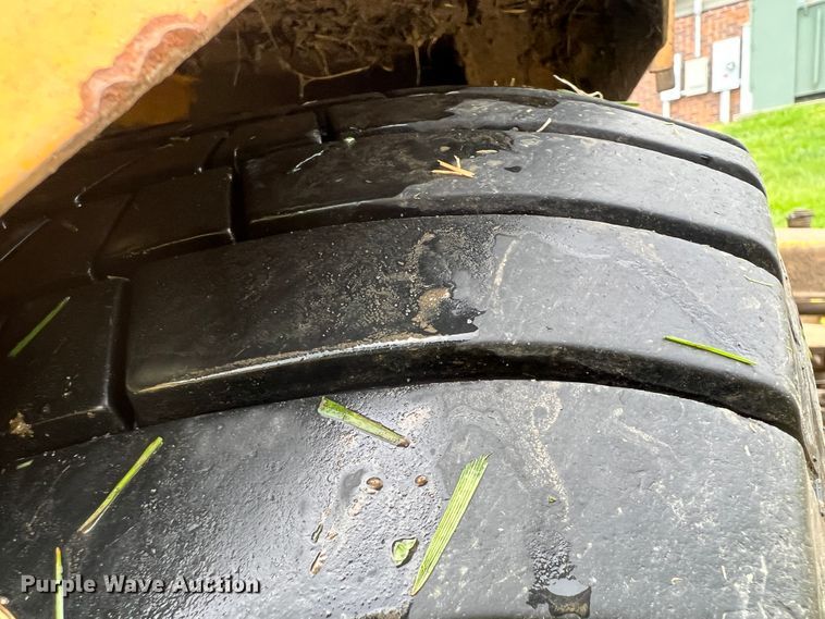 image for item KG9884 Howard Price H1280T  lawn mower