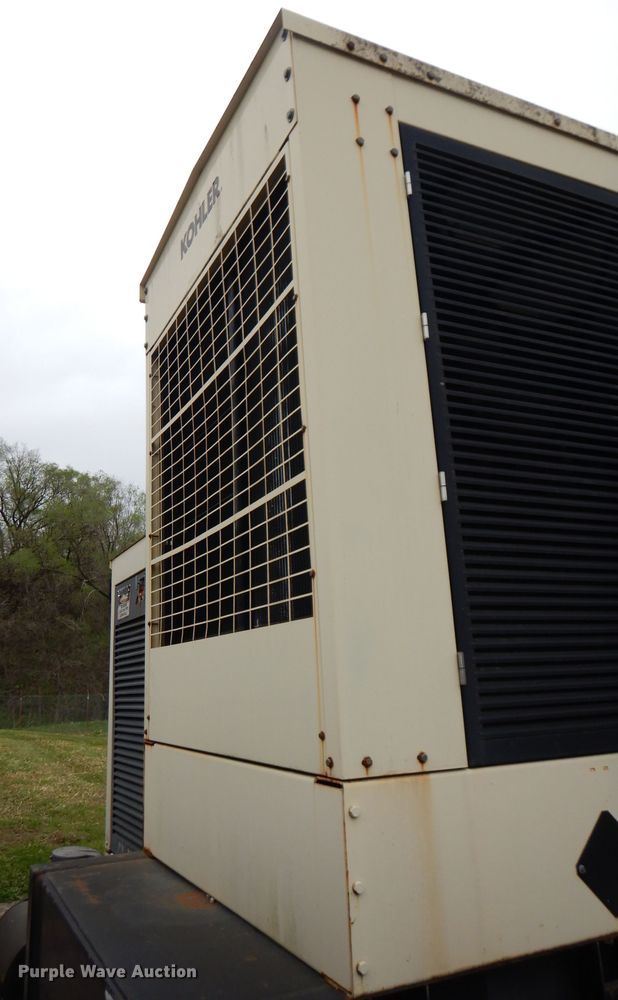 image for item KM9509 2007 Kohler 400  generator