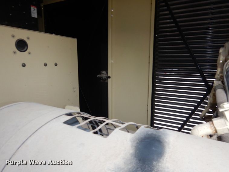 image for item KM9509 2007 Kohler 400  generator