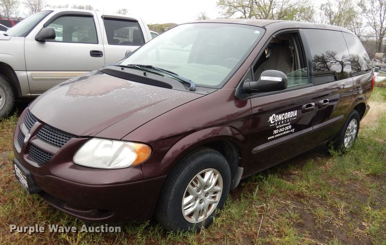 image for item KM9523 2003 Dodge Caravan Sport  SUV