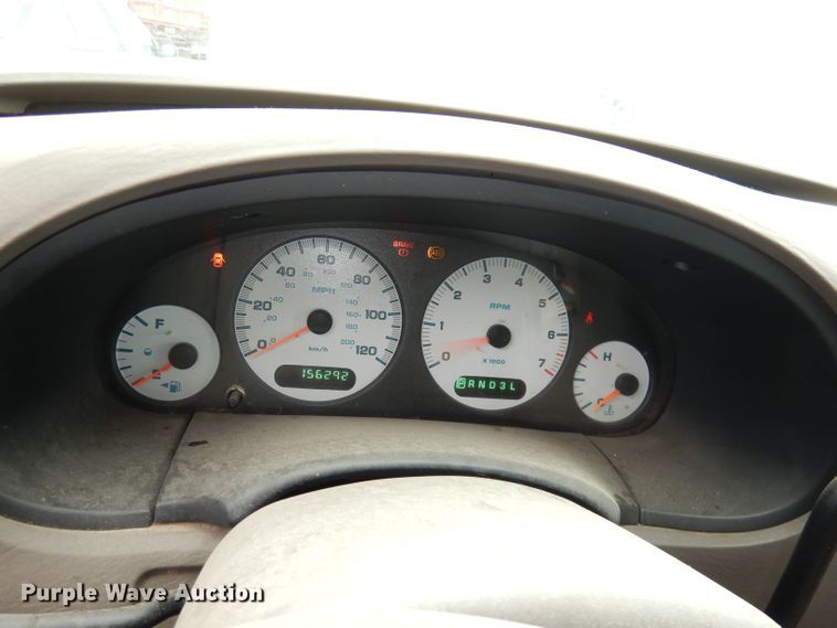 image for item KM9523 2003 Dodge Caravan Sport  SUV