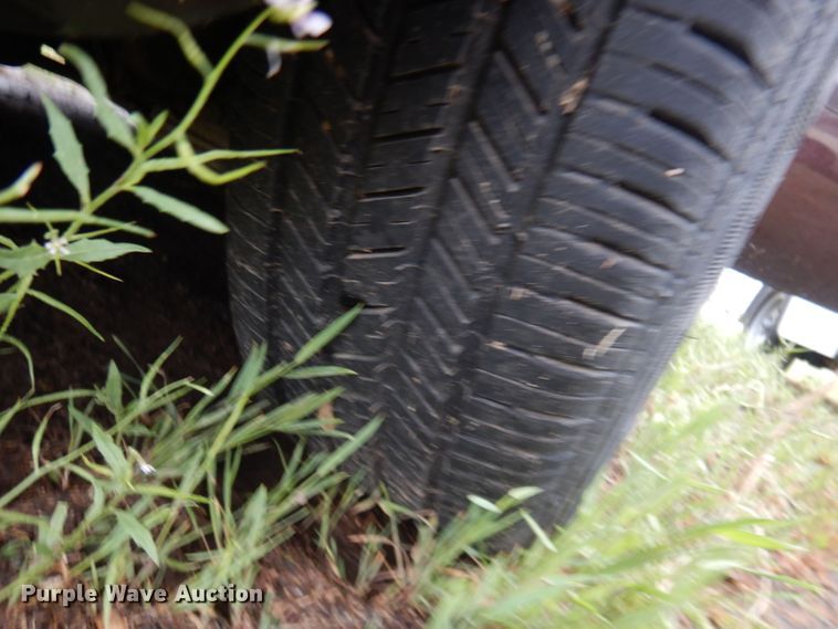 image for item KM9523 2003 Dodge Caravan Sport  SUV