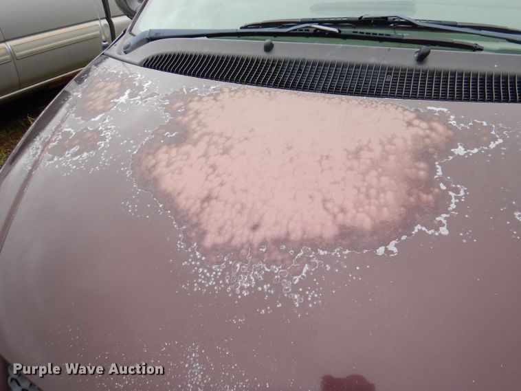 image for item KM9523 2003 Dodge Caravan Sport  SUV