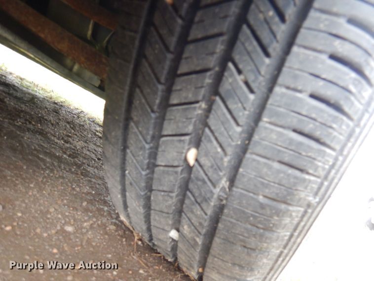 image for item KM9523 2003 Dodge Caravan Sport  SUV