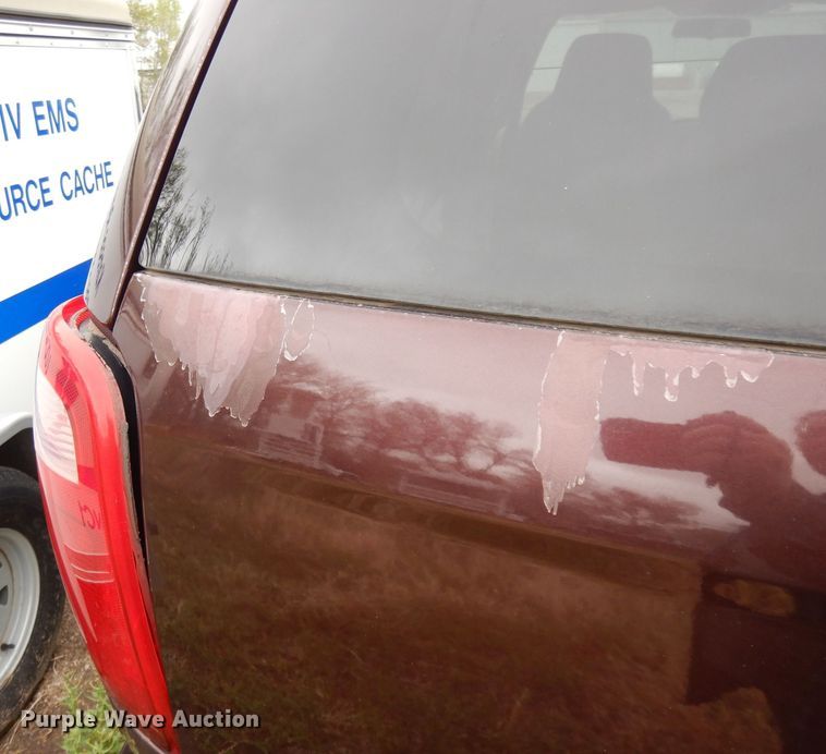 image for item KM9523 2003 Dodge Caravan Sport  SUV